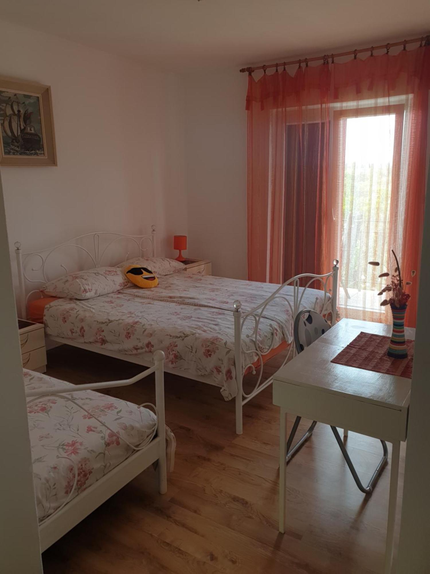Apartman Pobuk Primosten Exterior photo